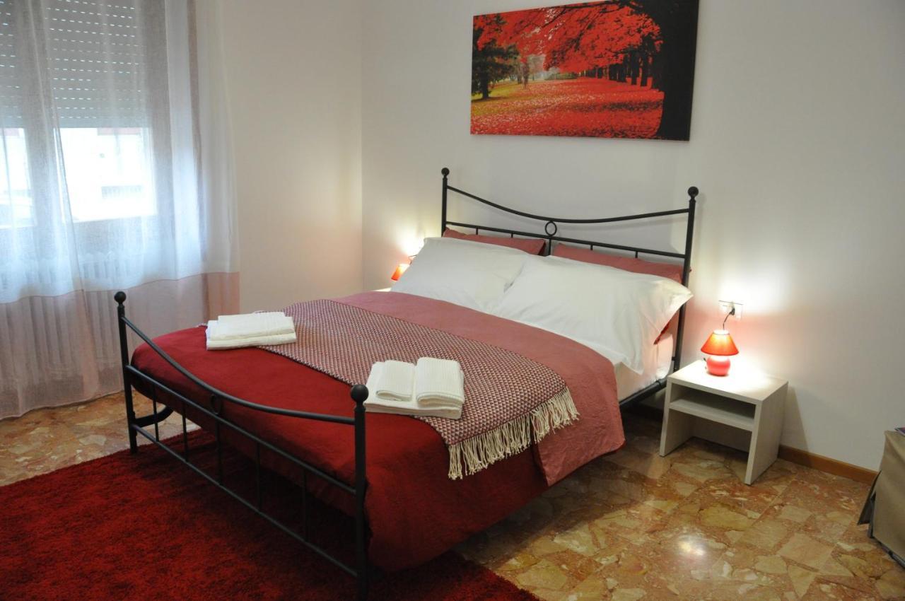 Citywalls Guest House Bergamo Exteriör bild